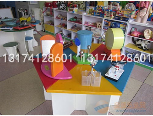 點(diǎn)燃科學(xué)夢想 幼兒園科學(xué)區(qū)火箭模型，開啟宇宙探索之旅